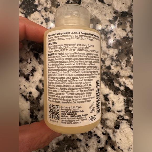 Olaplex Bond Maintenaince Shampoo - Picture 2 of 3